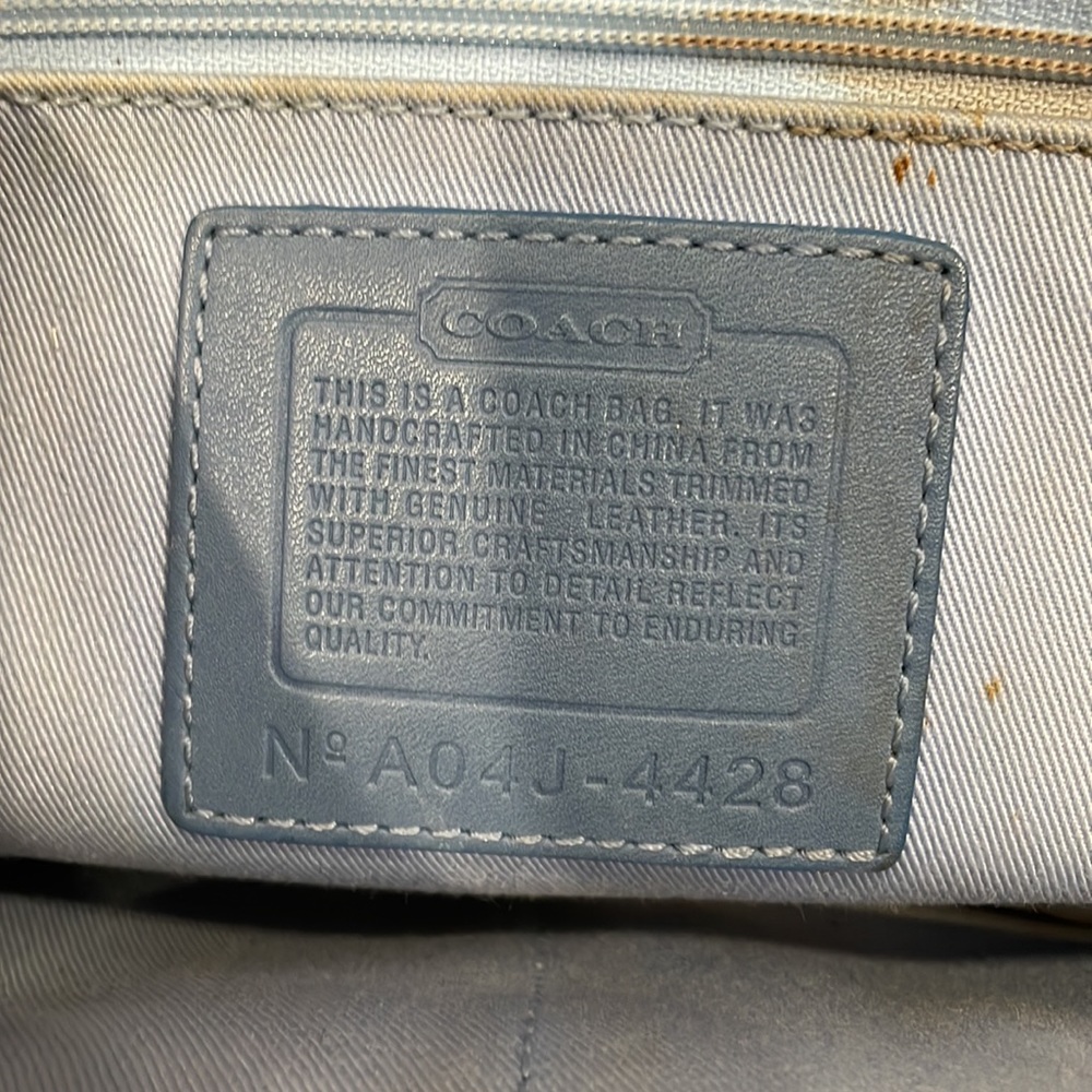 Coach Bag - Picture 4 of 7